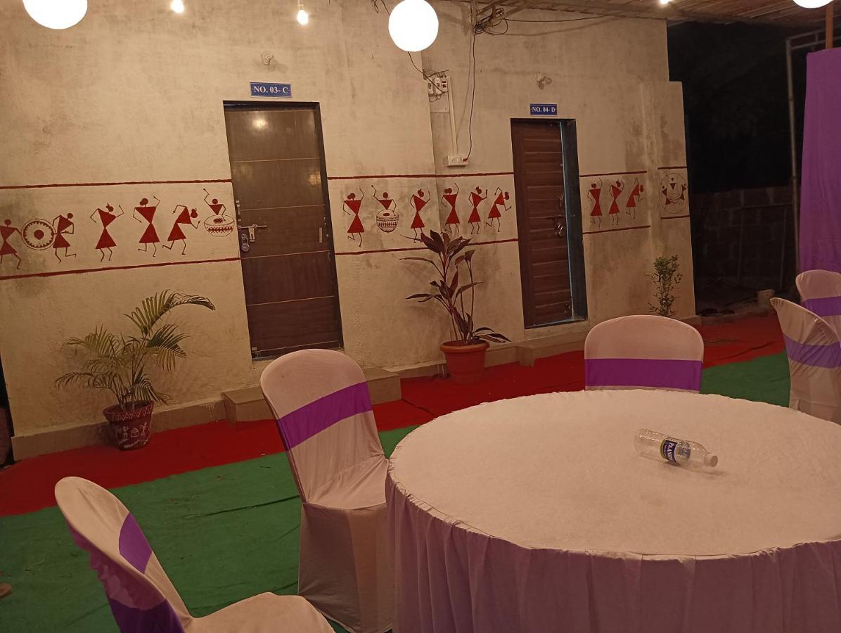 Mhatre Mani Homestay *